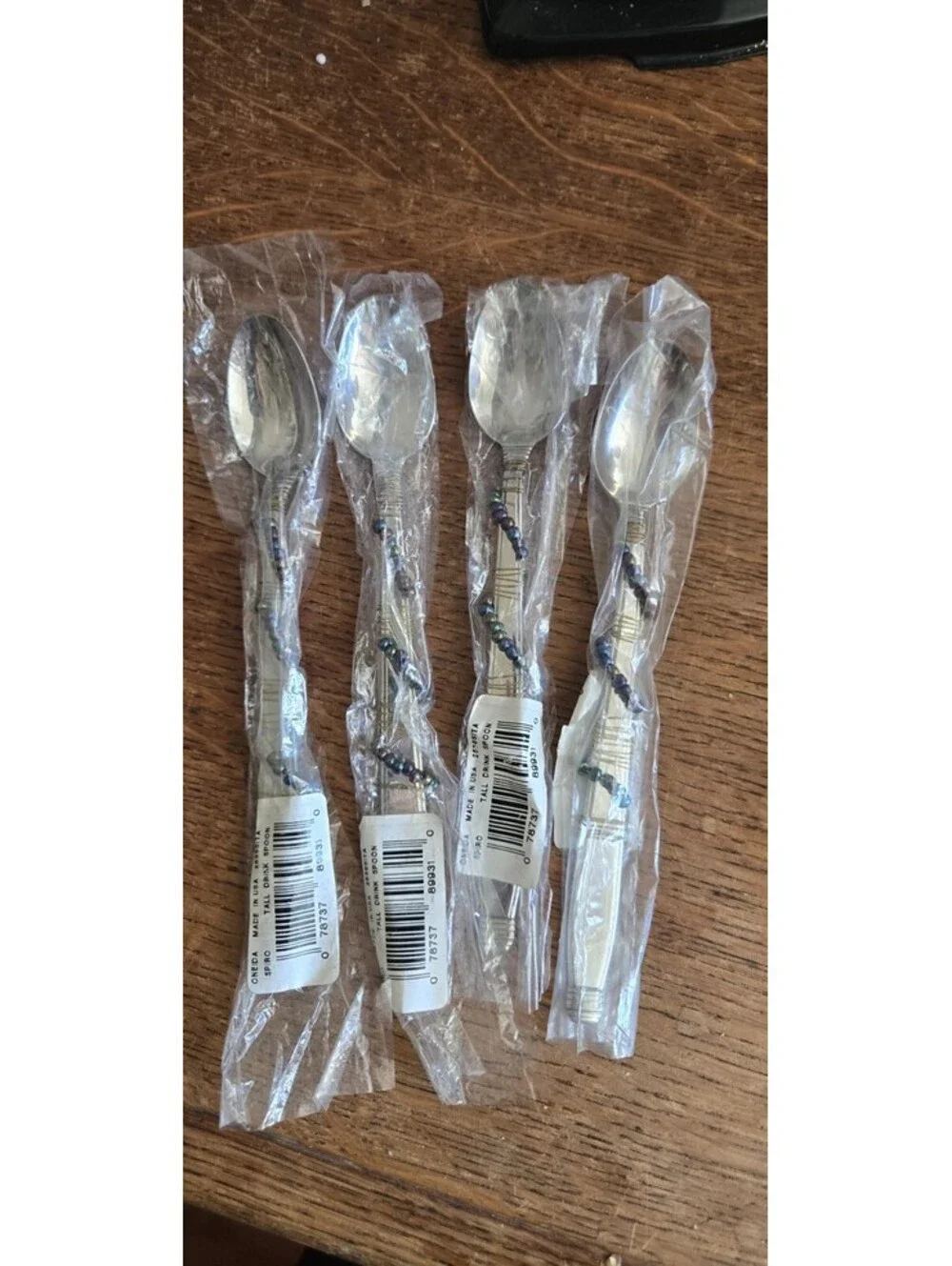 Present Stainless Oneida Set of 4 NEW Long Teaspoons 6 1/2